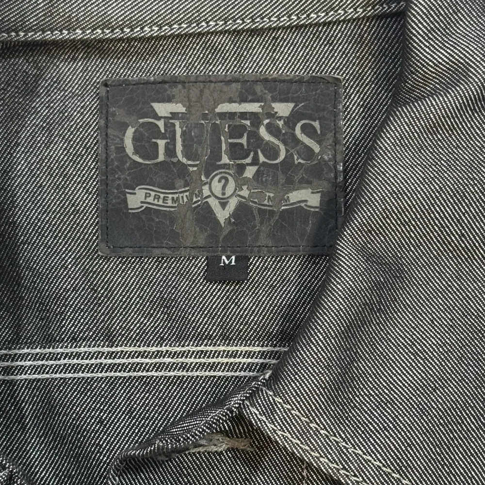 Vintage Guess Jeans Jacket Mens Medium Gray Denim Trucker Made USA Button 90s